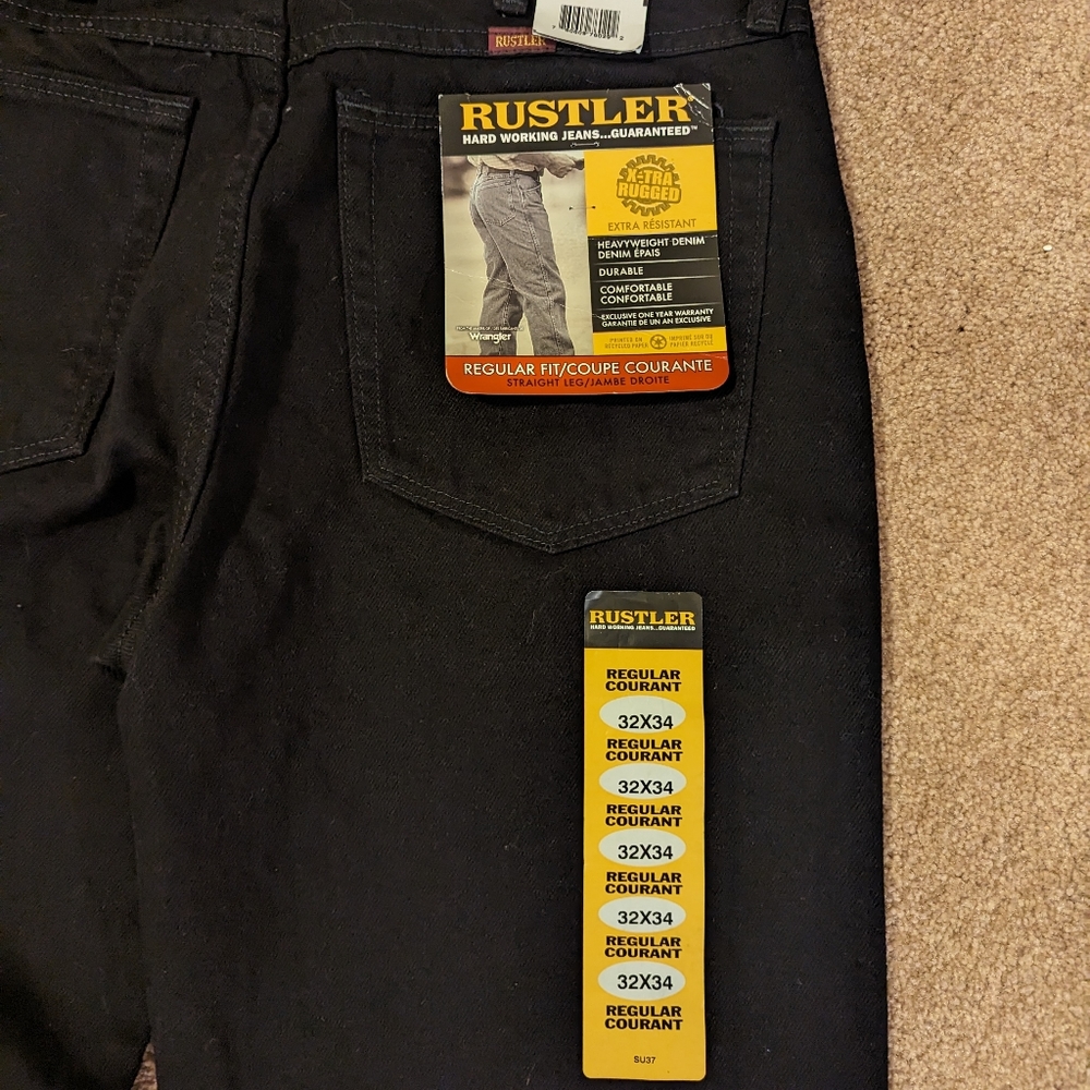 NWT: Rustler Black Jeans. In mint condition, size 32x34.